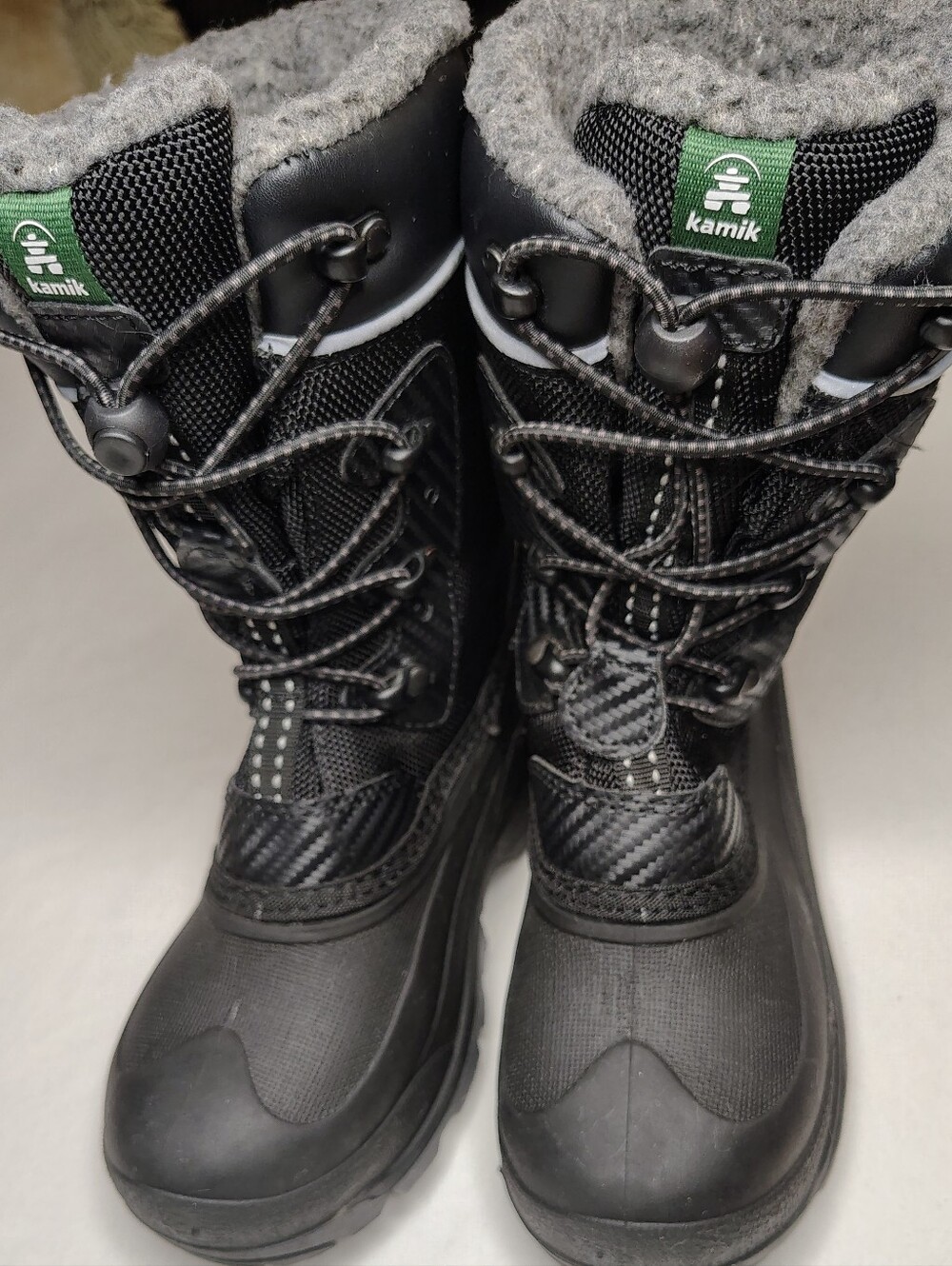 Kamik Black Kids  Insulated Snow Boots with Grey Fleece Collar Size 2